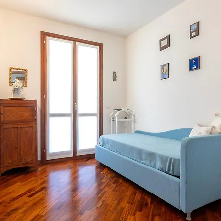 La Vela - In Centro - Vista Mare Apartament *