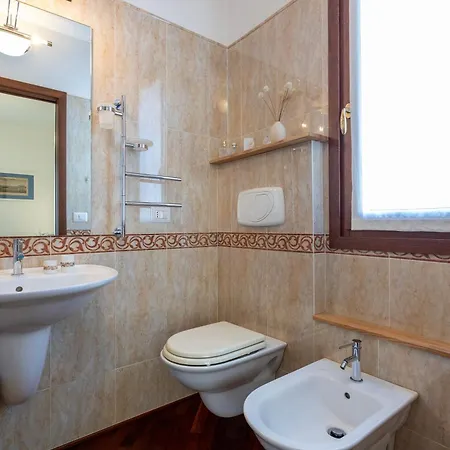 La Vela - In Centro - Vista Mare Apartament Alghero