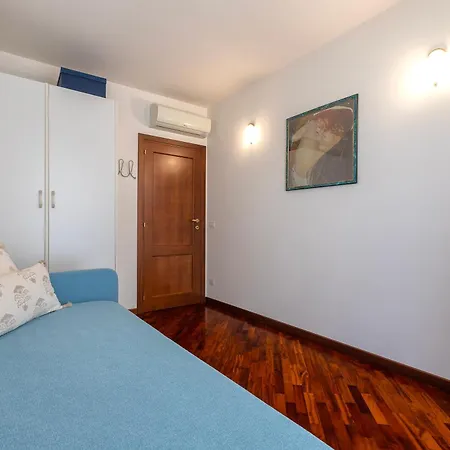 Apartment La Vela - In Centro - Vista Mare