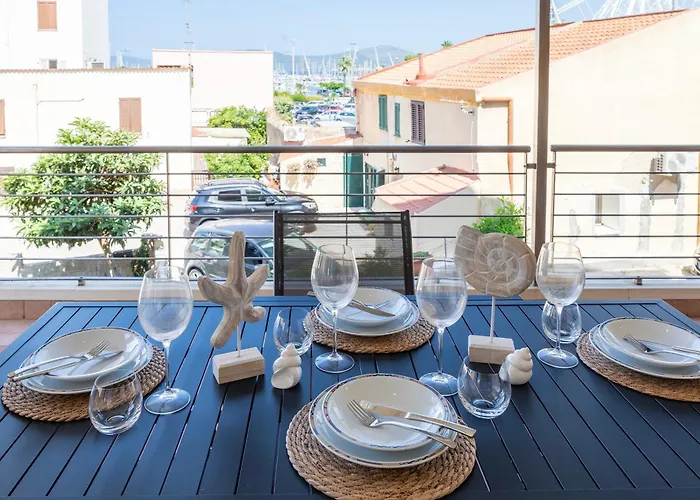 La Vela - In Centro - Vista Mare