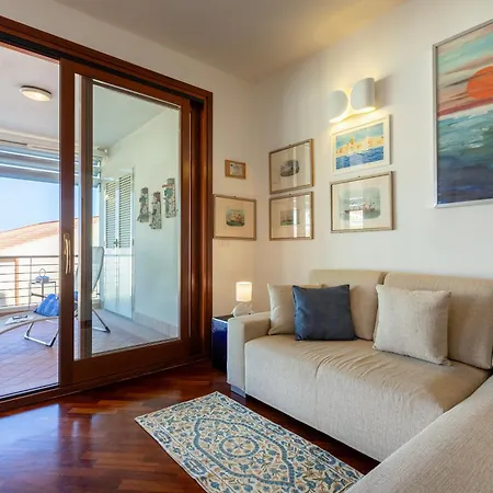 La Vela - In Centro - Vista Mare Appartement